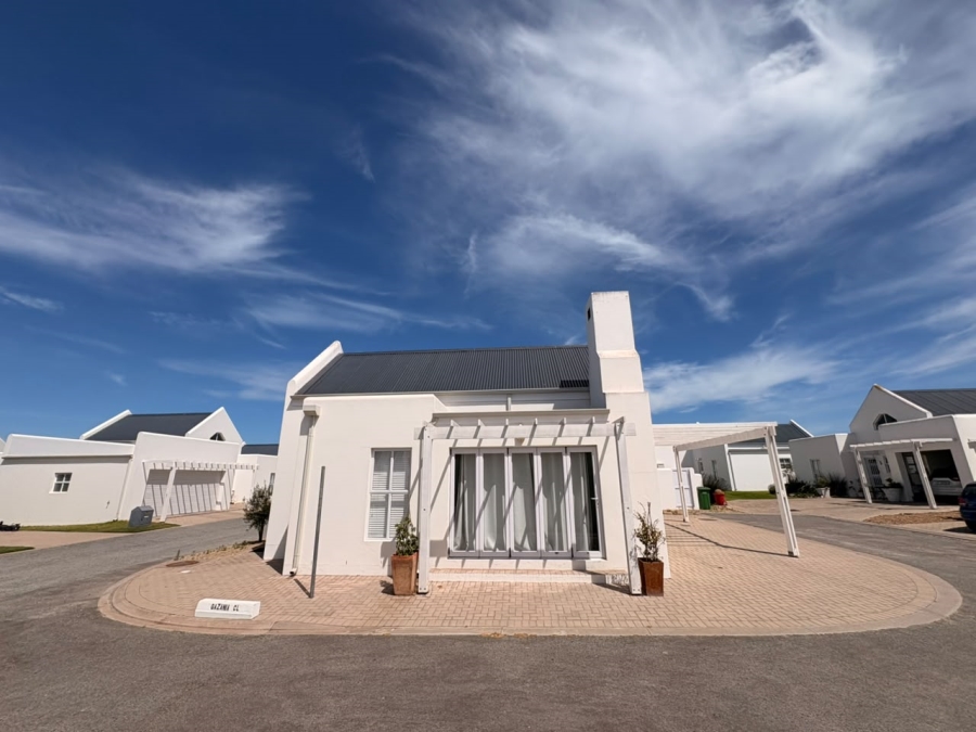 To Let 2 Bedroom Property for Rent in Da Gama Village Western Cape
